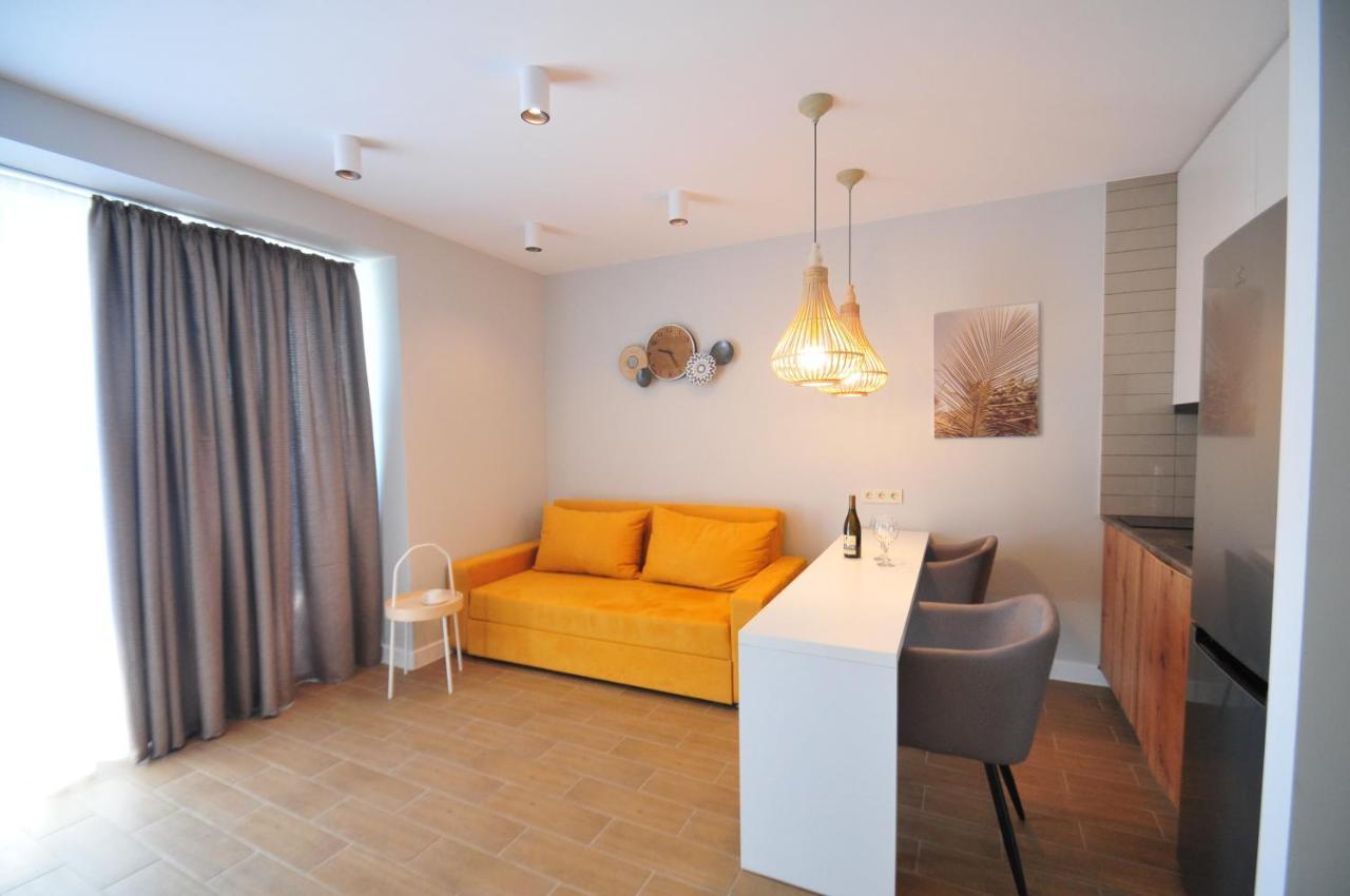 Sea View Apartment Near To The Dancing And Music Fountains บาทูมิ ภายนอก รูปภาพ